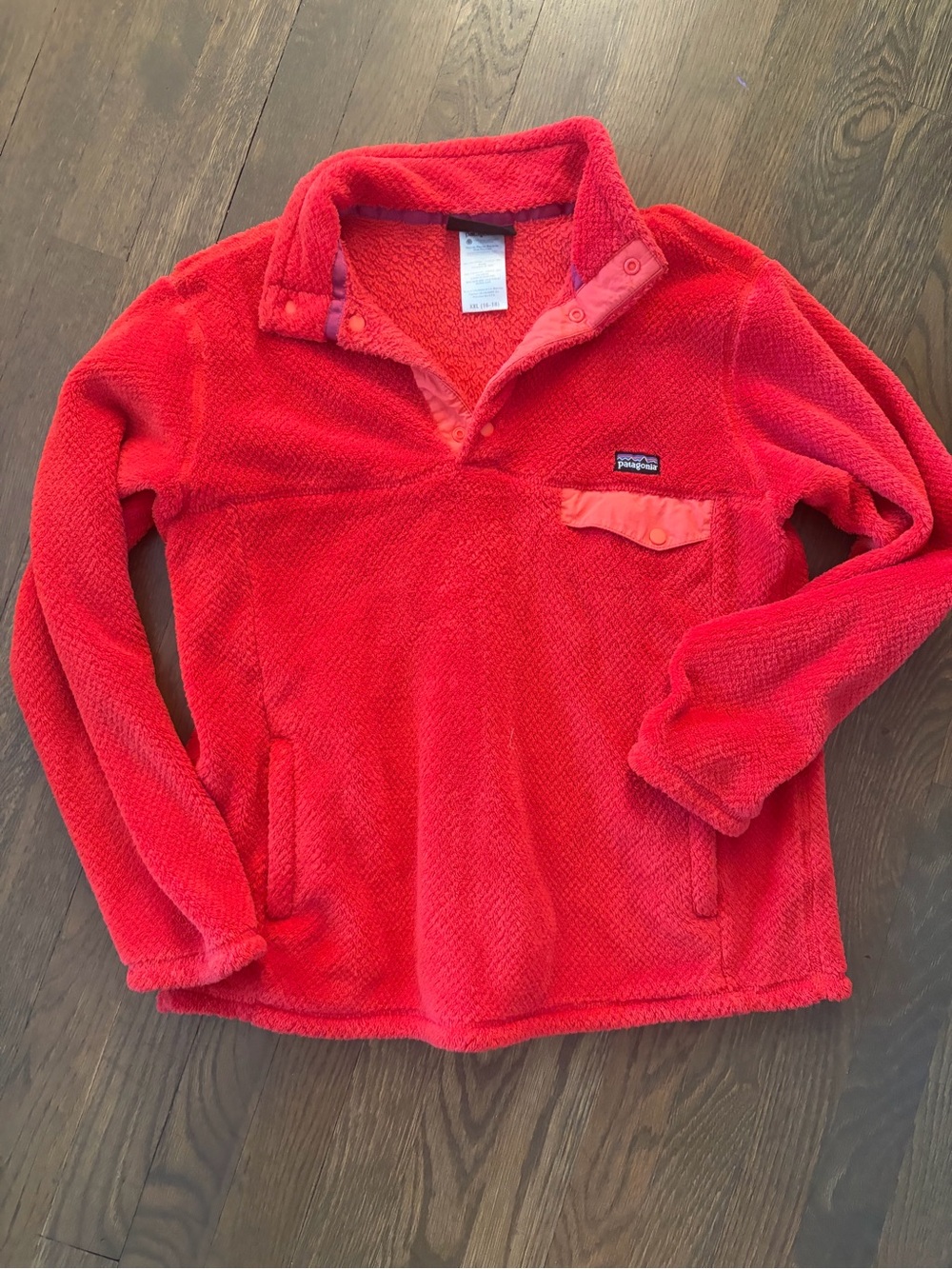 Patagonia kids xxl or women’s small Bright Red Fleece Snap Pullover